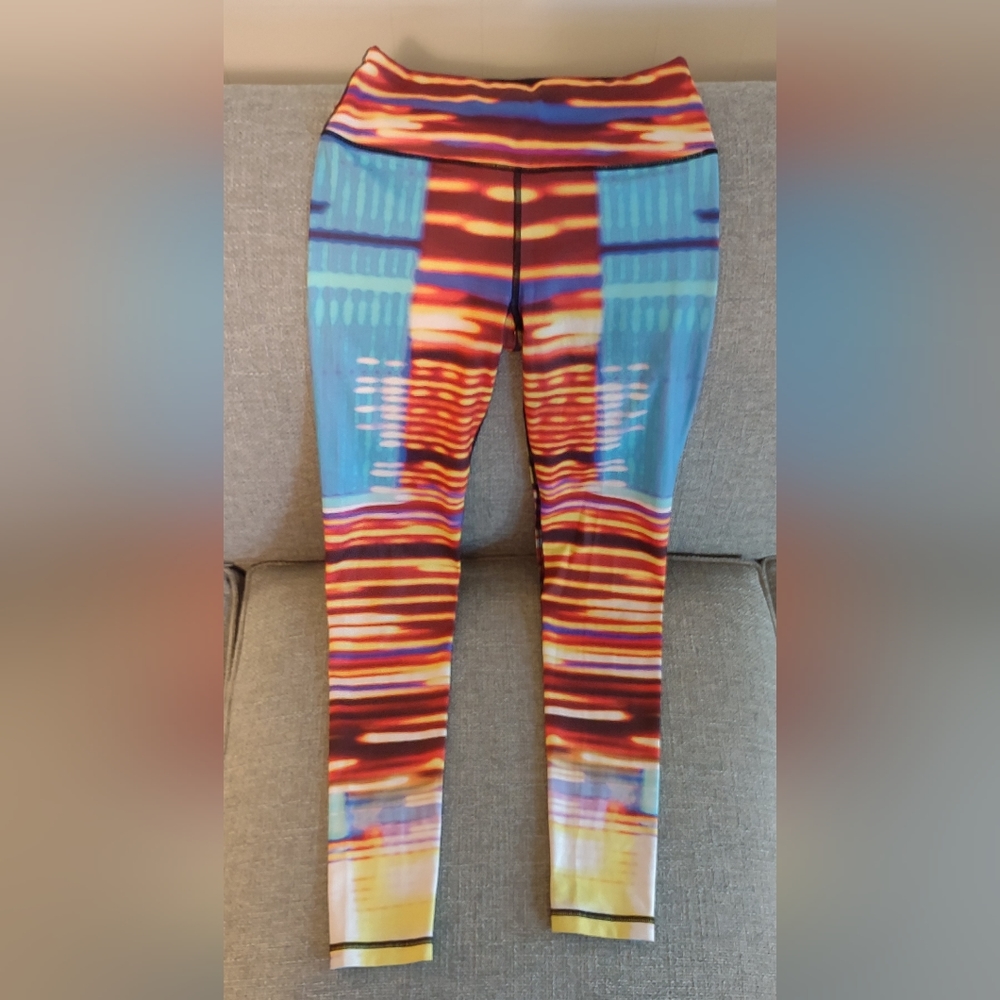Firm Final Price!*VS Knockout legging(S)